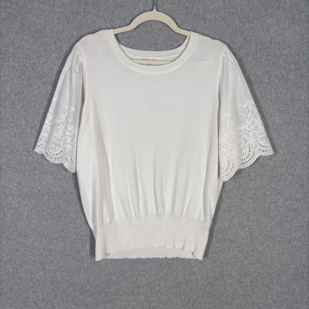 Eyelet Lace Sweater Top XL Scalloped Soft‎ Whimsical Feminine Romantic Minimal